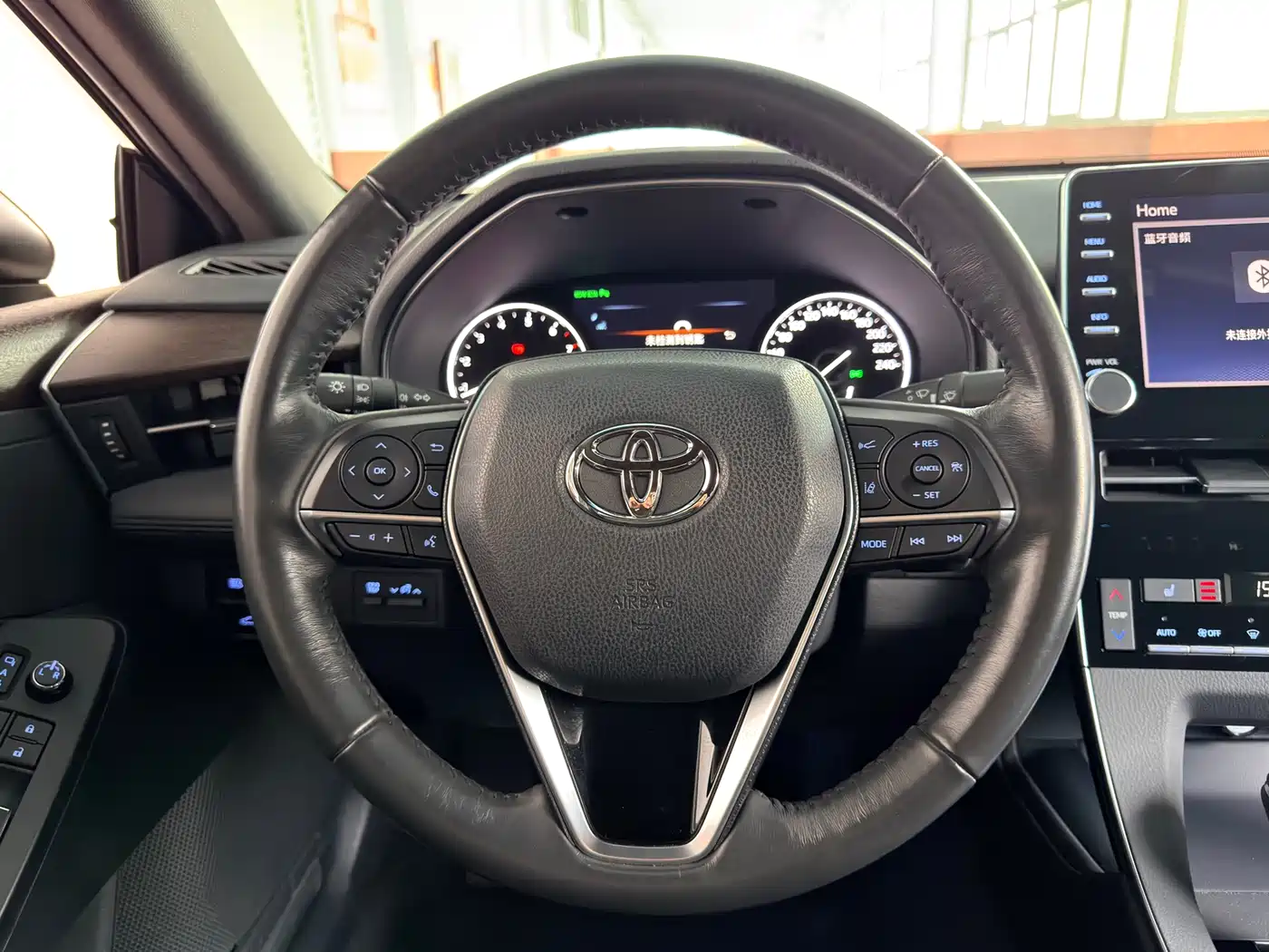 Toyota Avalon 2019 2.5L Touring Premium (China V) фото 9