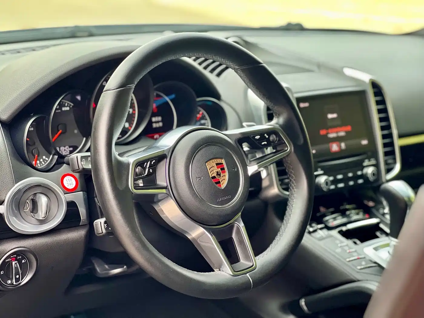 Porsche Cayenne 2016 Cayenne Platinum Edition 3.0T фото 5
