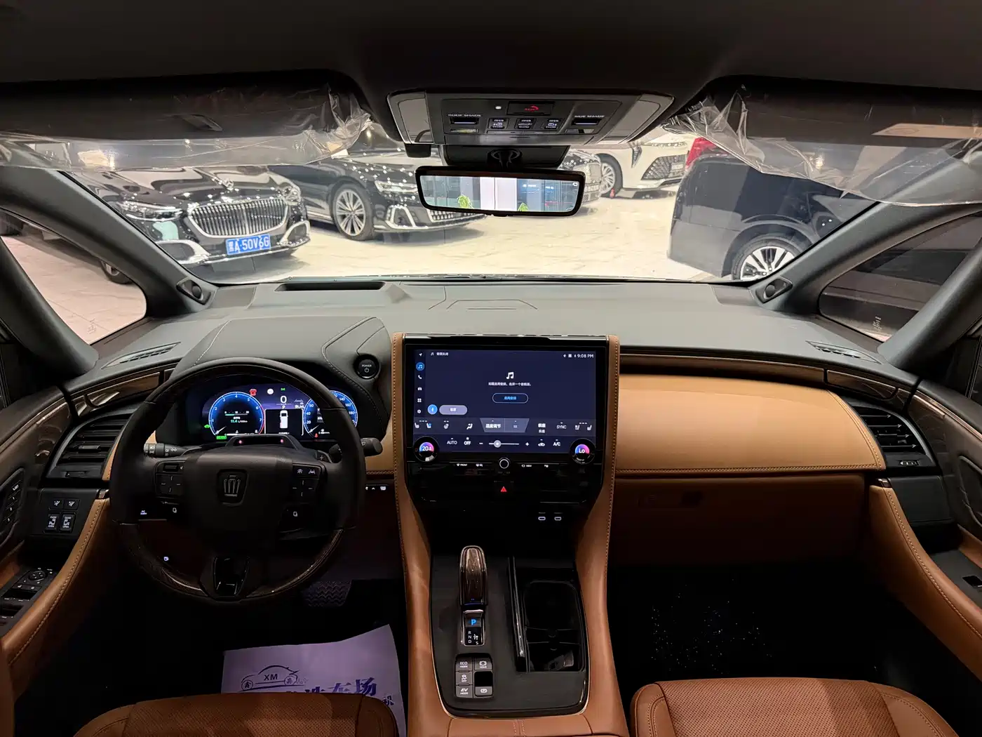 Toyota Vellfire 2024 Crown Hybrid 2.5L Executive Premium Edition фото 5