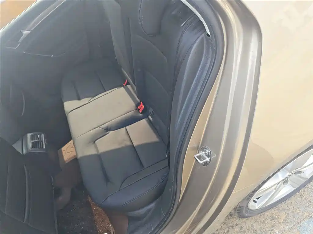 Volkswagen Golf 2015 1.4TSI Automatic Comfort фото 13