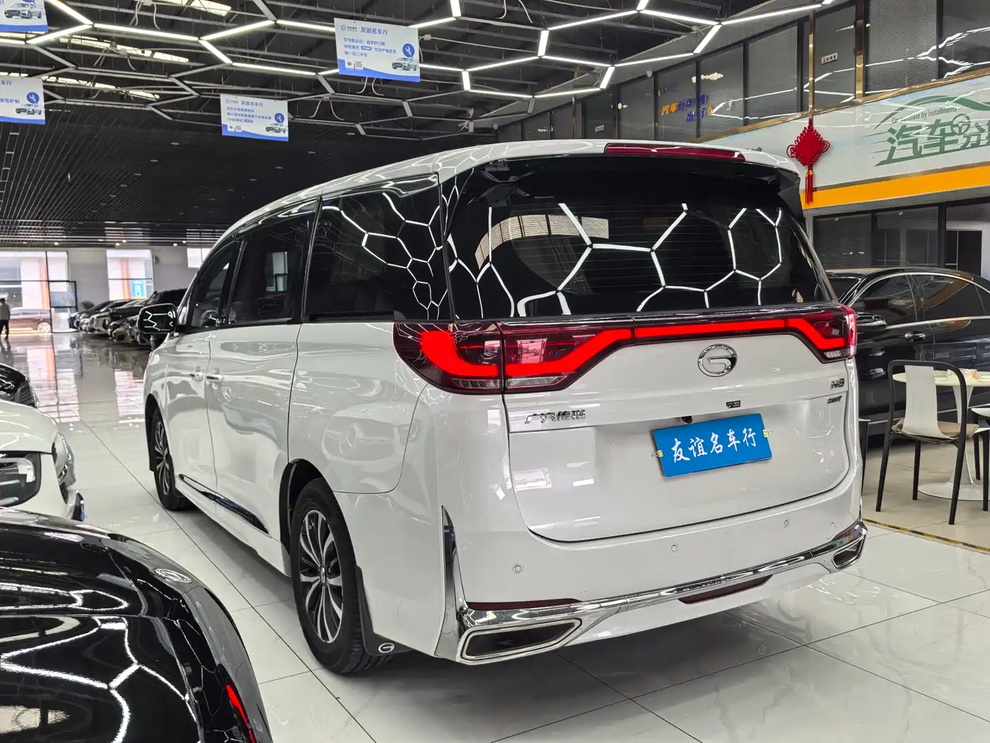 GAC Trumpchi Trumpchi M8 2023 Leading Series 390T Premium Edition фото 4