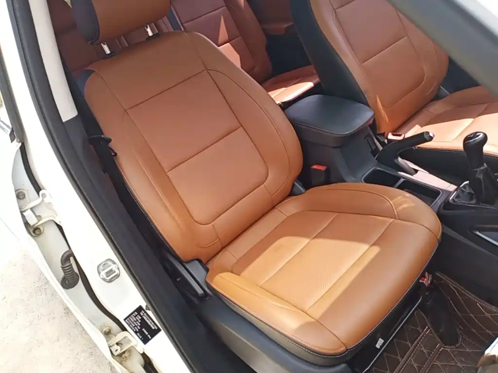 Changan Oshan Changan Oushang CX70 2016 2016 Model 1.6L Manual Elite Type