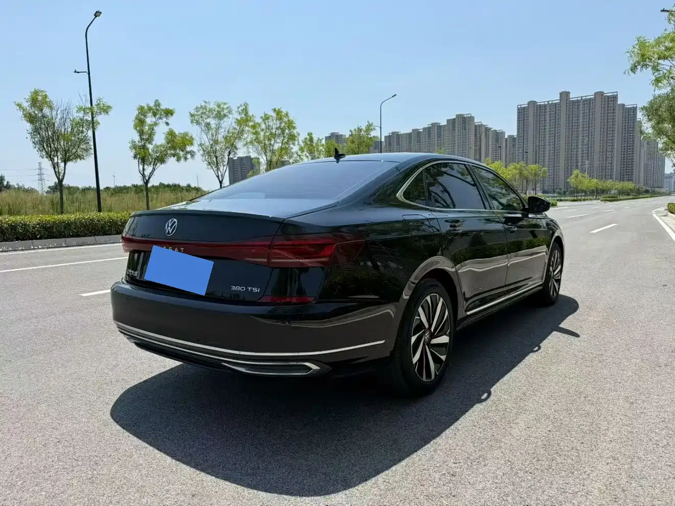 Volkswagen Passat 2026 2025 Outstanding 380TSI Dragon Soaring Edition