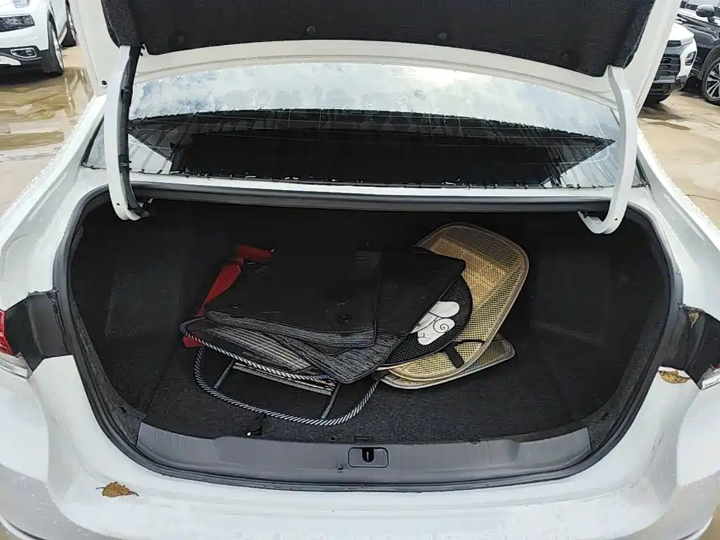 Фото 19 - Buick Excelle
