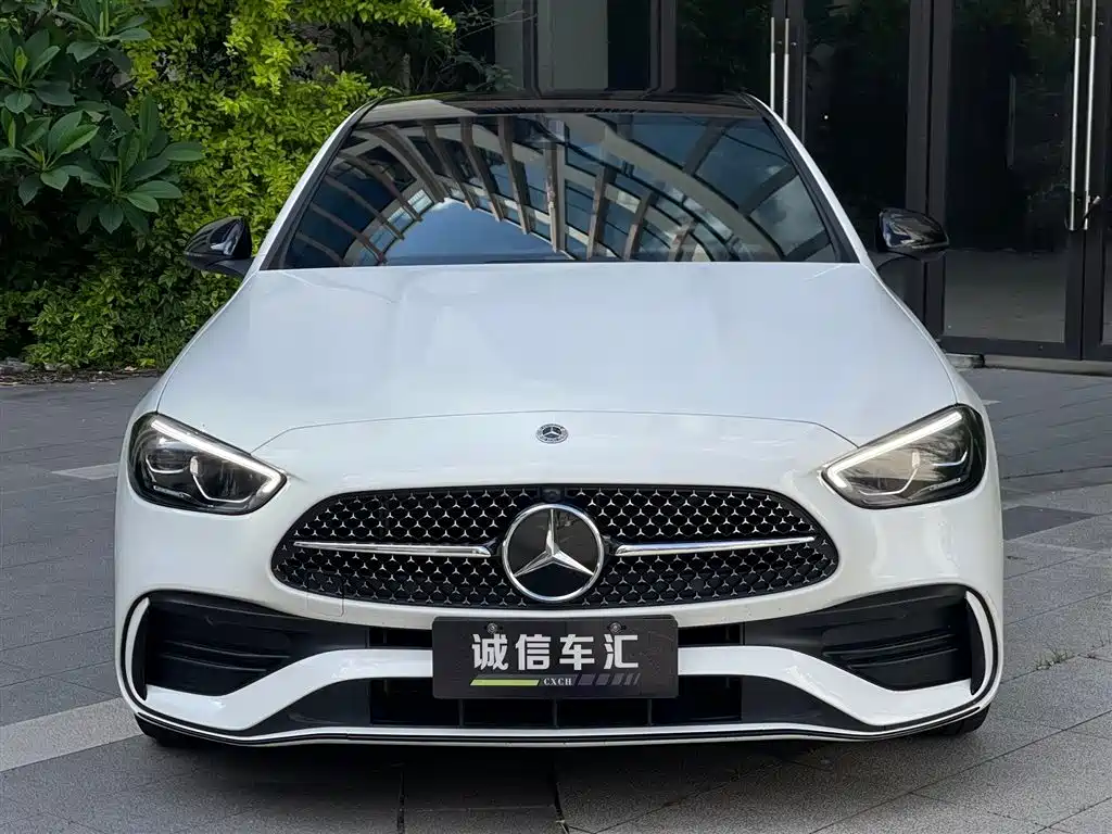 Mercedes-Benz C-Class 2022 Facelift C 260 L Night Edition Sport фото 2