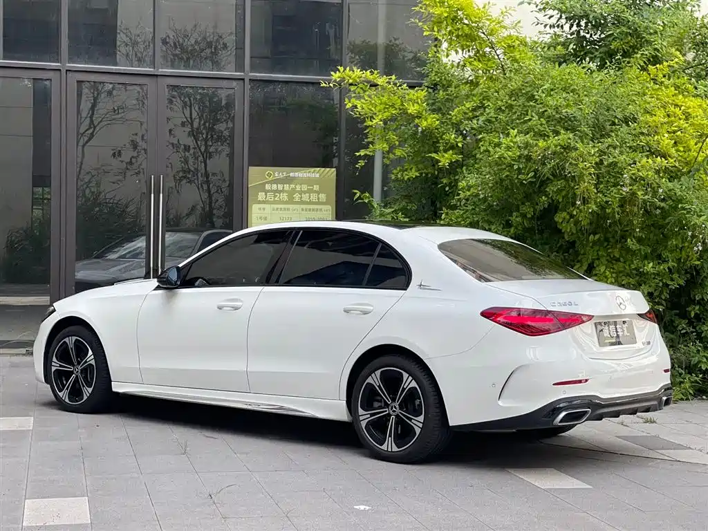 Mercedes-Benz C-Class 2022 Facelift C 260 L Night Edition Sport фото 8
