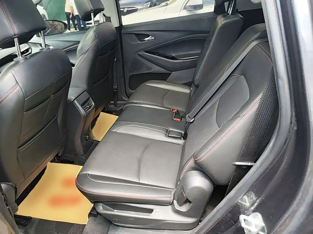 Chevrolet Volando 2023 2020 Mild Hybrid Redline 530T Automatic Premium Edition (5+2 seater)