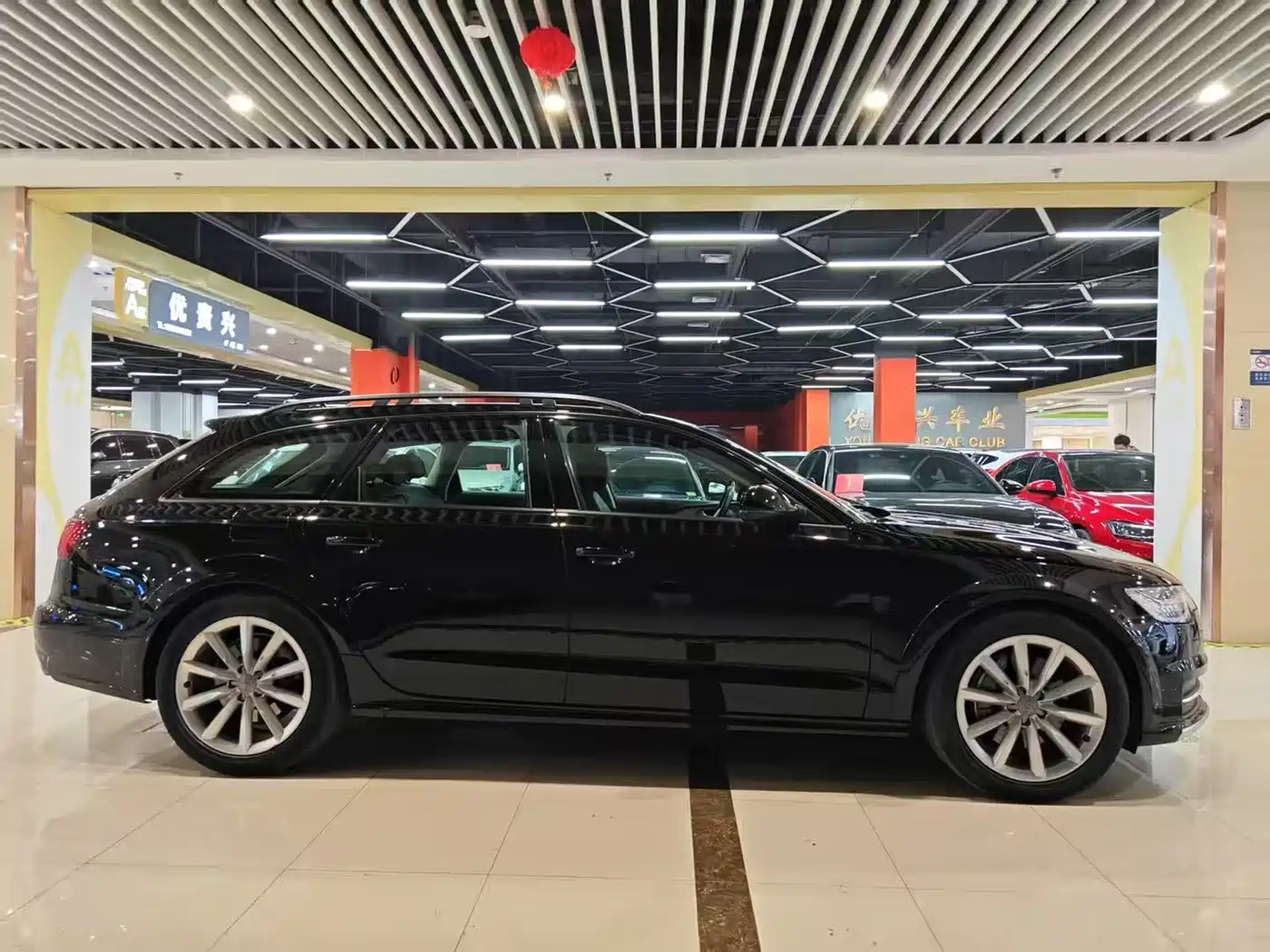 Audi A6 (Import) 2018 3.0T allroad quattro фото 6