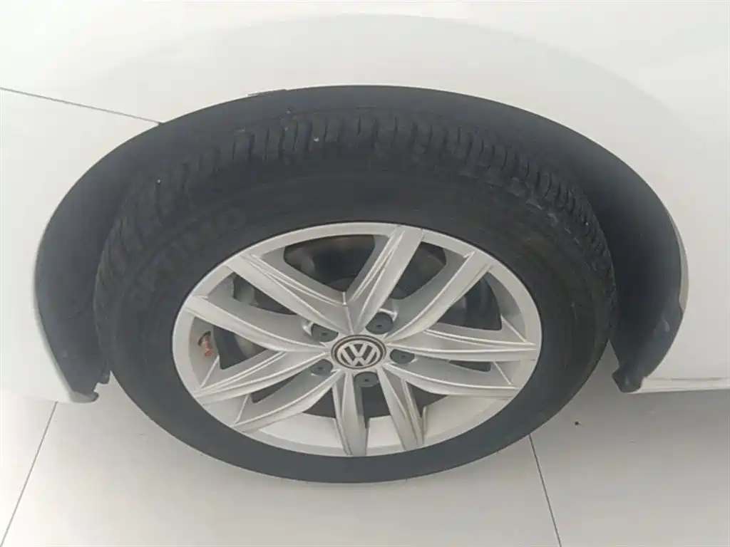 Volkswagen Golf 2018 230TSI Automatic Comfort фото 23