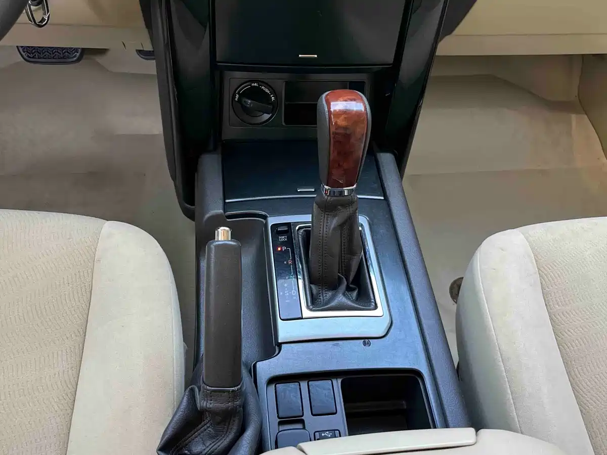 Toyota Prado (Import) 2016 2014 2.7L Automatic Luxury