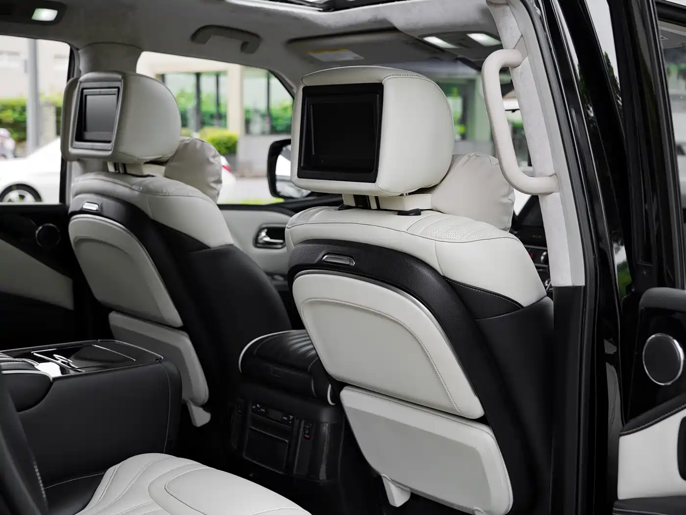 Infiniti QX80 2016 2016 5.6L 4WD