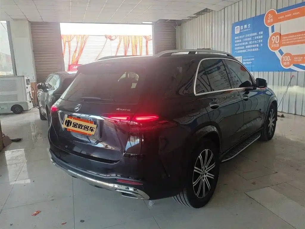 Mercedes-Benz GLE 2026 GLE 350 4MATIC Dynamic фото 4