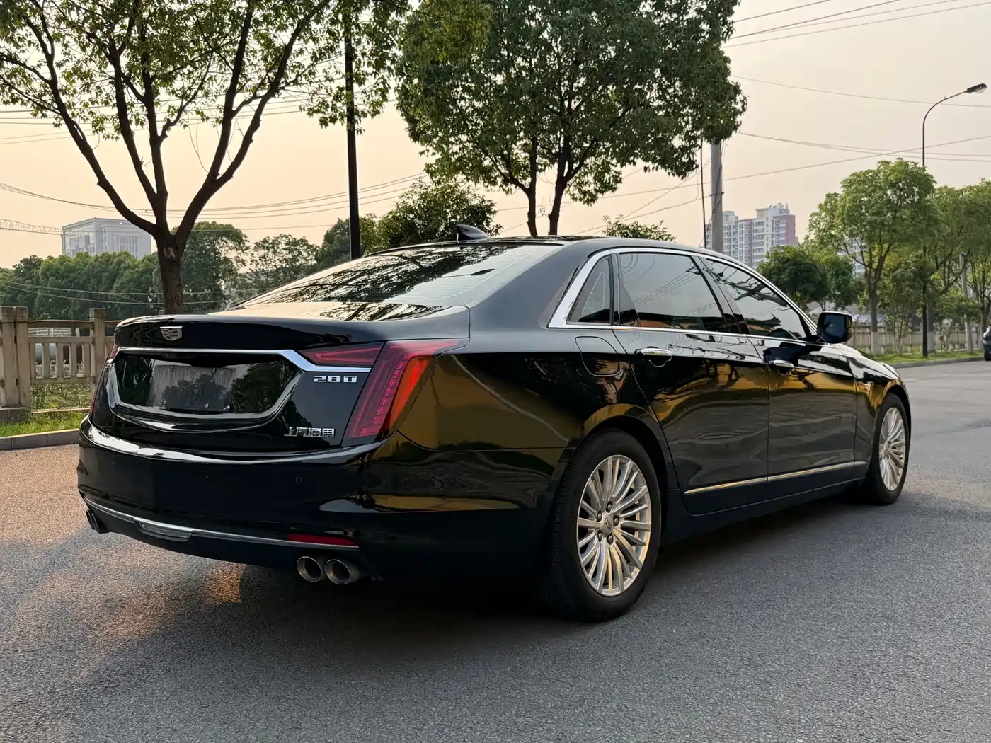 CADILLAC CT6