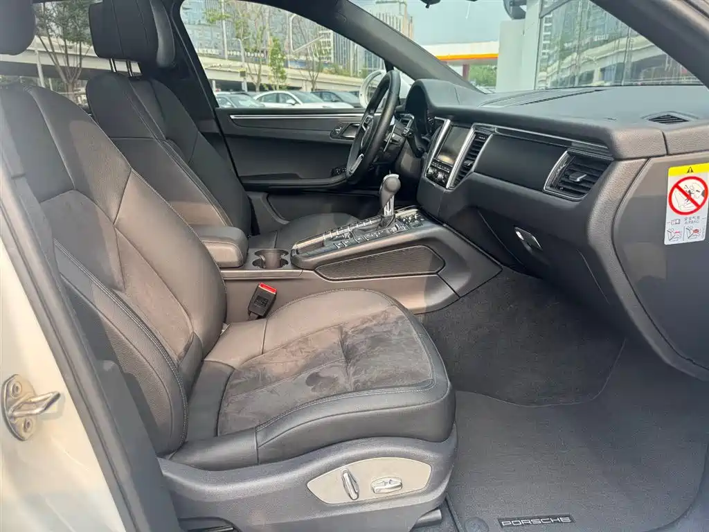 Porsche Macan 2014 Macan 2.0T фото 12