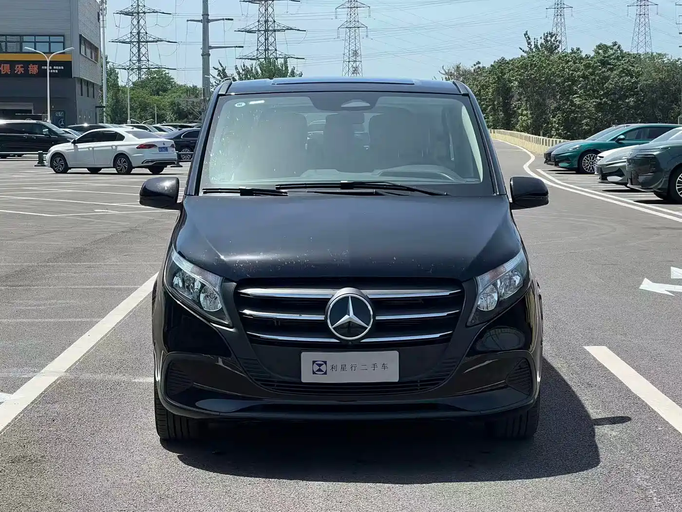 Mercedes-Benz Vito 2024 2.0T Business 7-Seater фото 2
