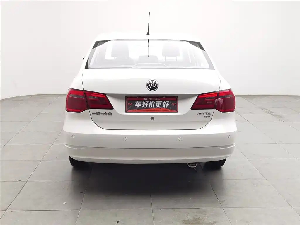 Volkswagen Jetta 2015 Value Edition 1.6L Manual Fashion фото 4
