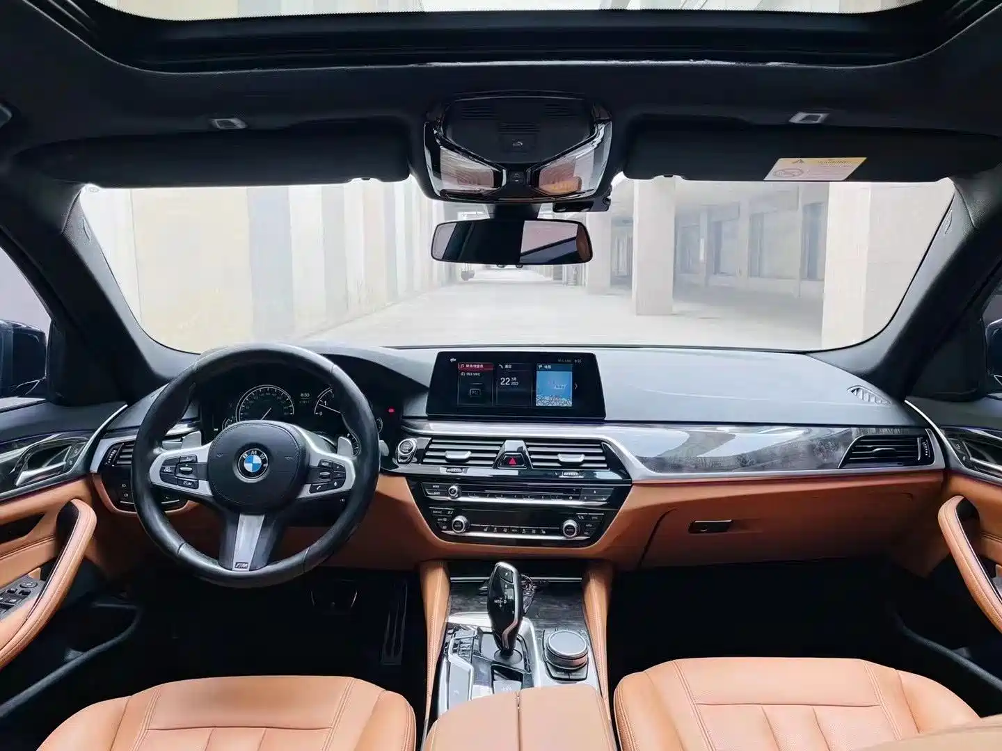 صورة 4 - BMW 5 Series