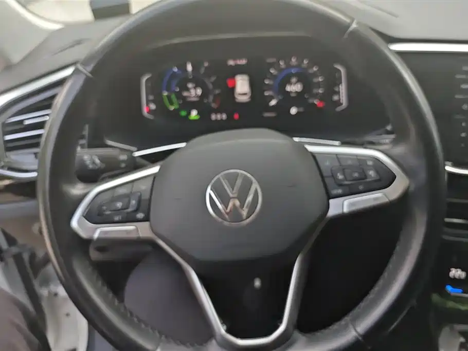Volkswagen Tayron GTE Plug-in Hybrid 2022 1.4T Premium фото 15
