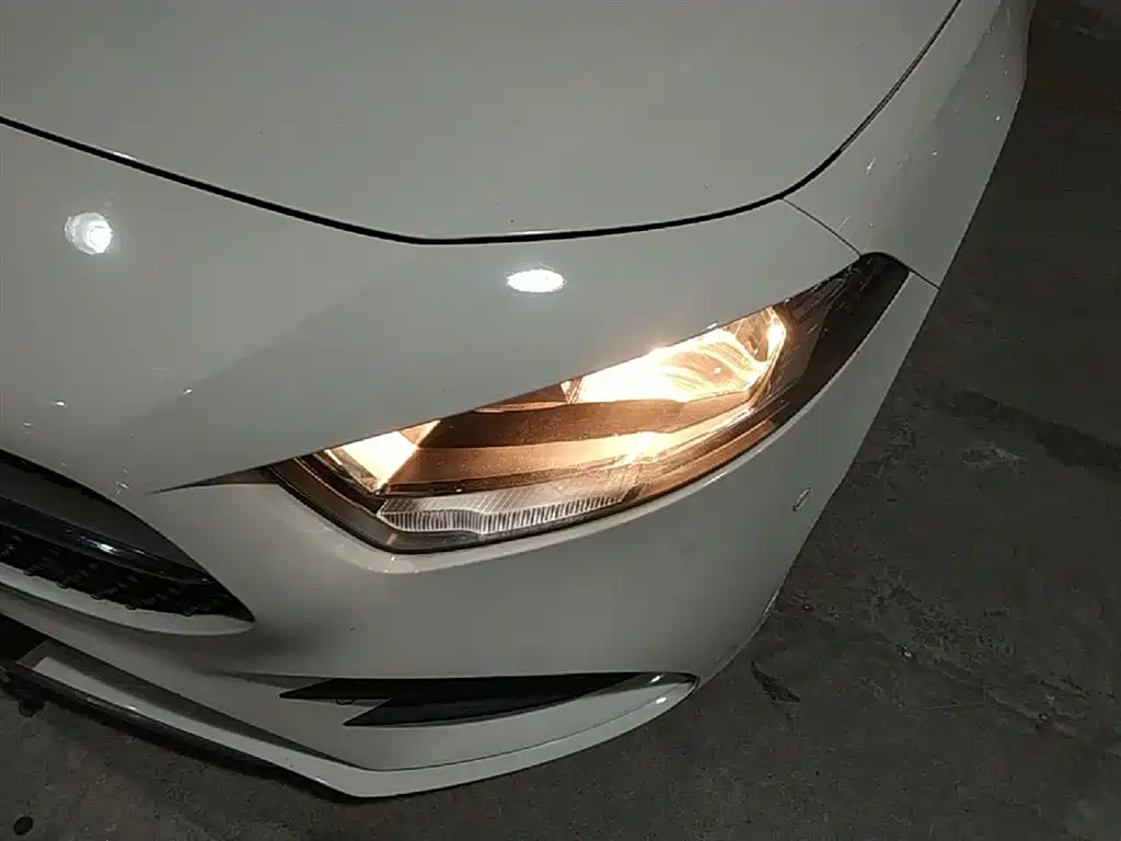 Mercedes-Benz A-Class 2019 A 180 L Sport Sedan фото 24