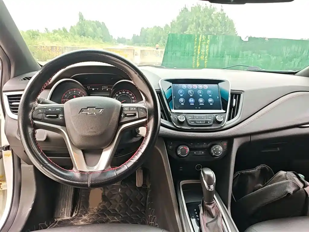 Chevrolet Monza 2019 RS 330T Auto Smooth Edition China VI фото 10