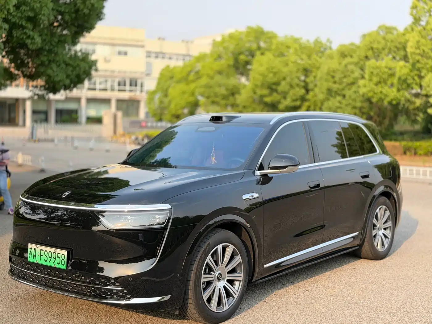 AITO Wenjie AITO M8 2025 Model Extended Range Max+ Edition 53.4kWh 6-Seater