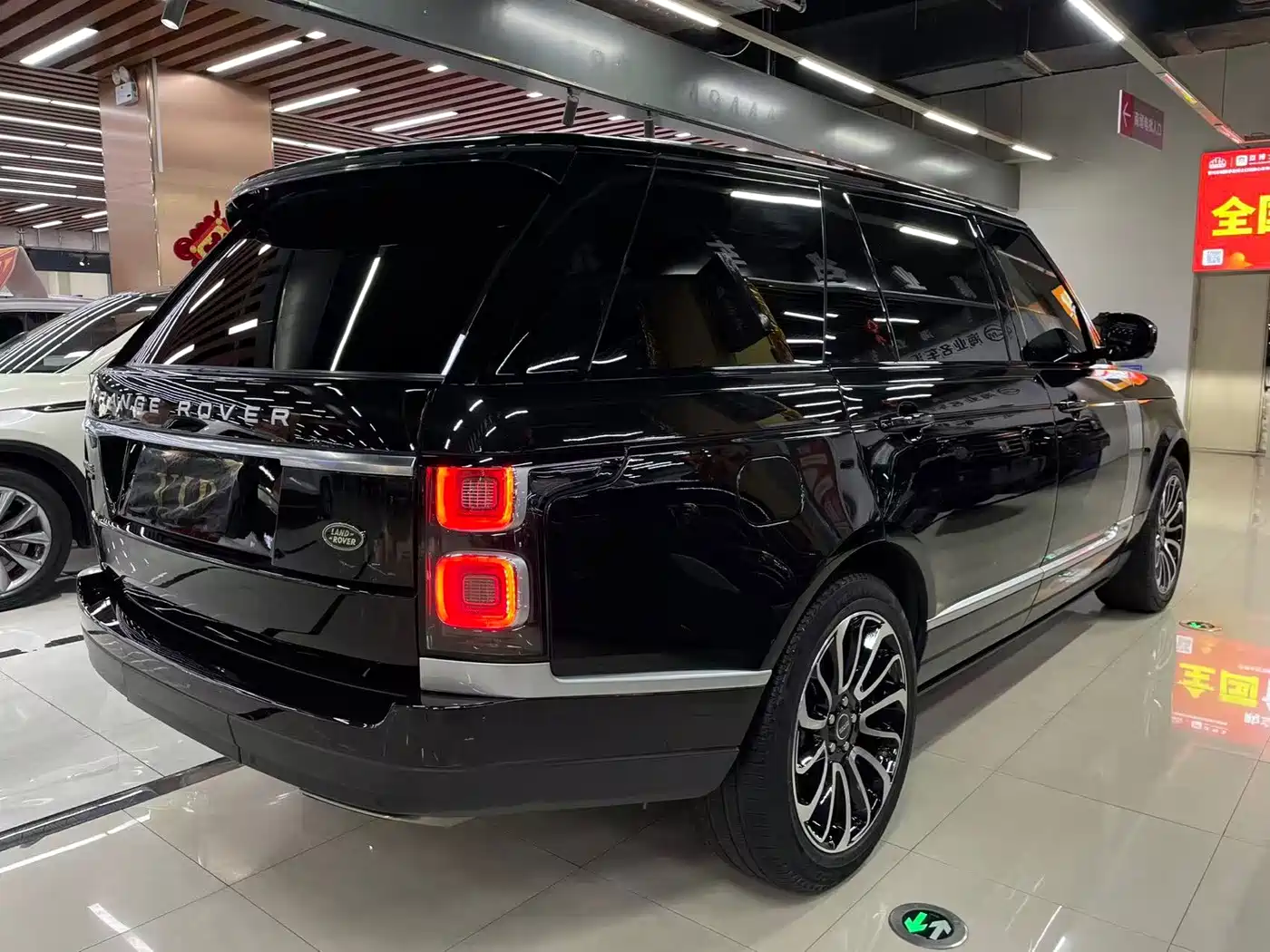 Фото 6 - Land Rover Range Rover