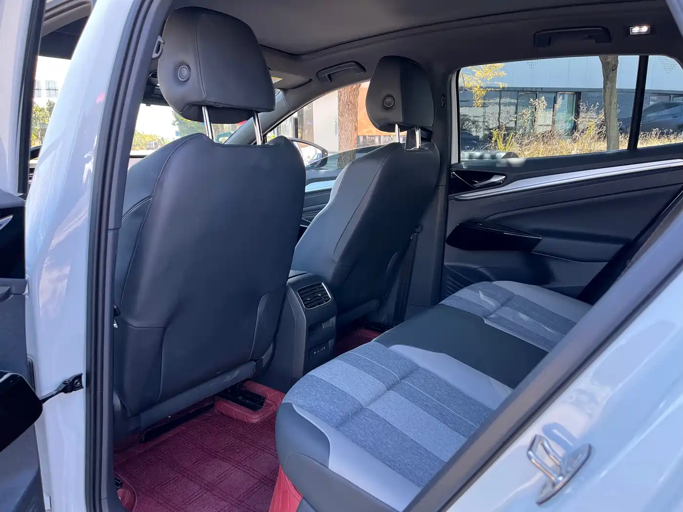 VOLKSWAGEN ID.4 CROZZ