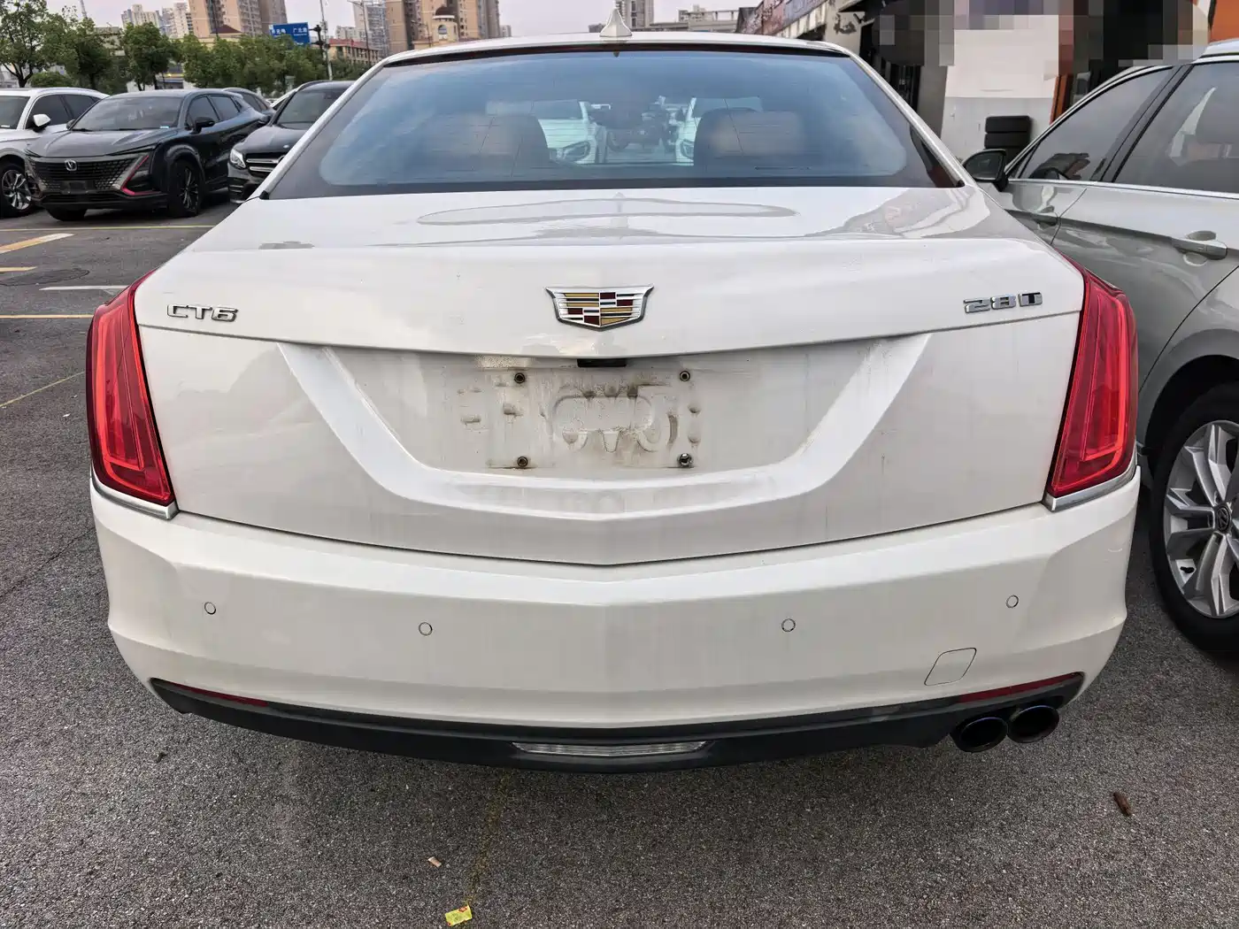 Cadillac CT6 2016 28T Leading фото 11