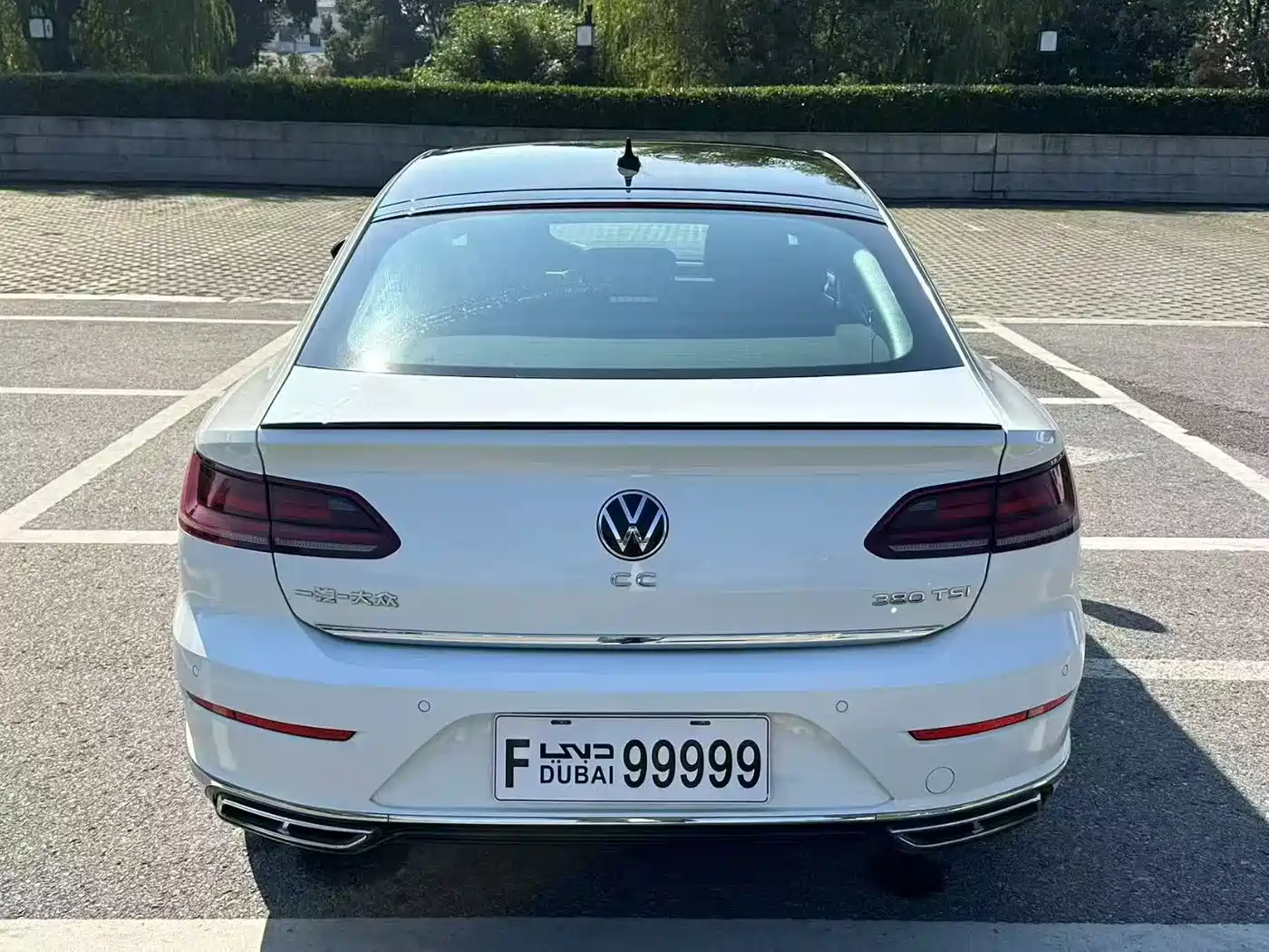 Volkswagen FAW-Volkswagen CC 2023 380TSI Eye-catching Edition фото 8
