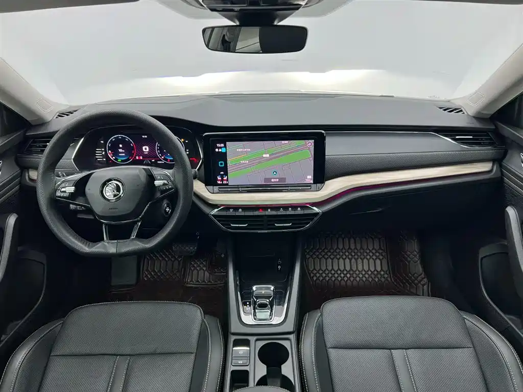 Škoda Octavia 2022 PRO TSI280 Luxury Edition фото 29