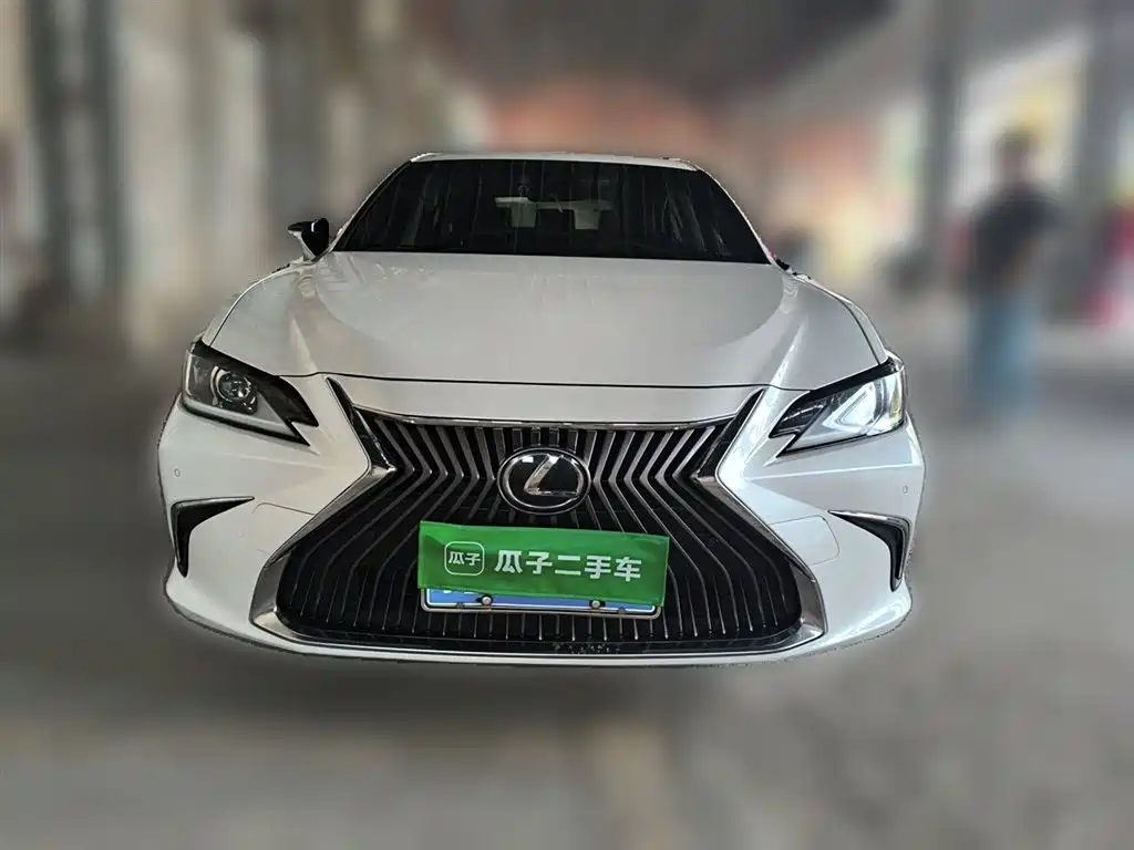 Lexus ES 2018 200 Excellence Edition China V фото 24