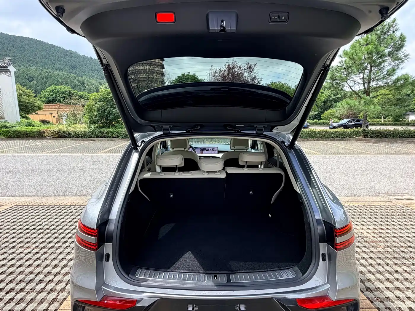 Genesis GV70 2025 2025 2.5T 4WD Flagship Edition