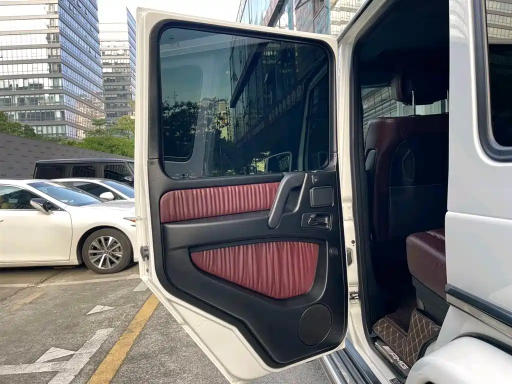 Mercedes-Benz G-Class AMG 2016 AMG G 63 фото 20