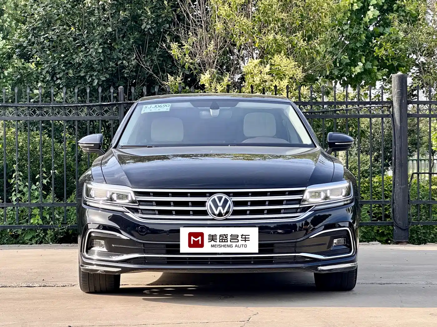 Volkswagen Phideon 2021 380TSI Premium Edition фото 2