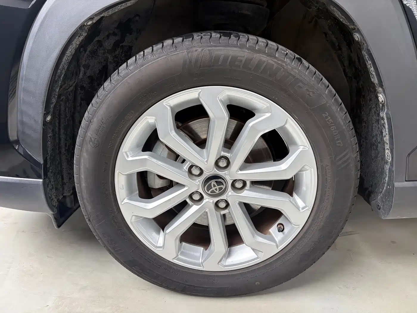 Toyota Frontlander 2022 2.0L CVT Leading Edition фото 10