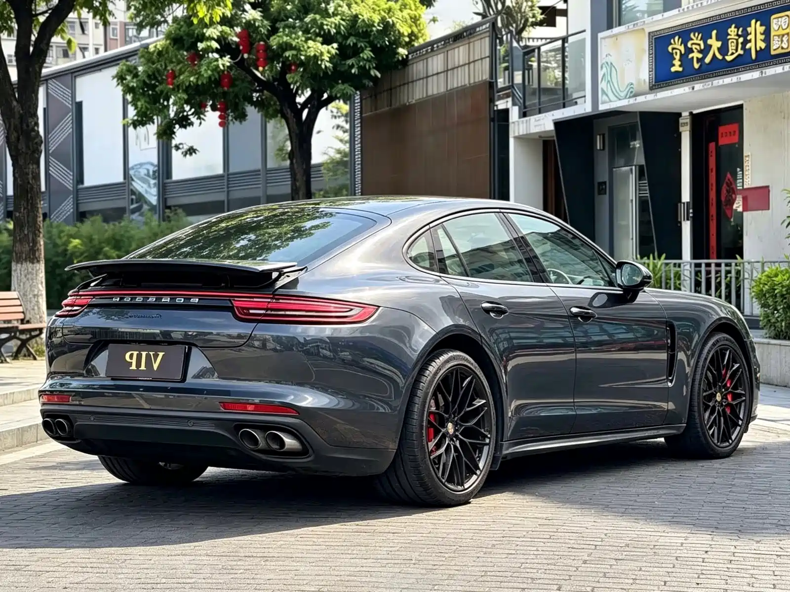 Фото 6 - Porsche Panamera