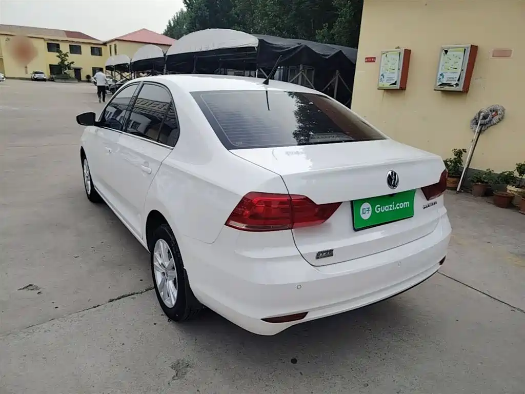 Volkswagen Santana 2018 1.5L Manual Comfort Edition фото 5
