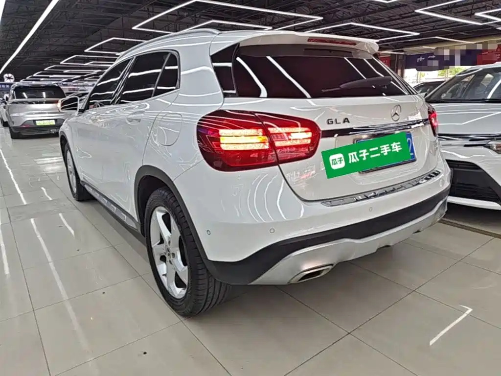 Mercedes-Benz GLA 2019 GLA 200 Dynamic фото 5