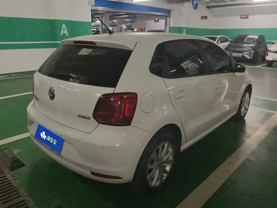 Фото 3 - Volkswagen Polo