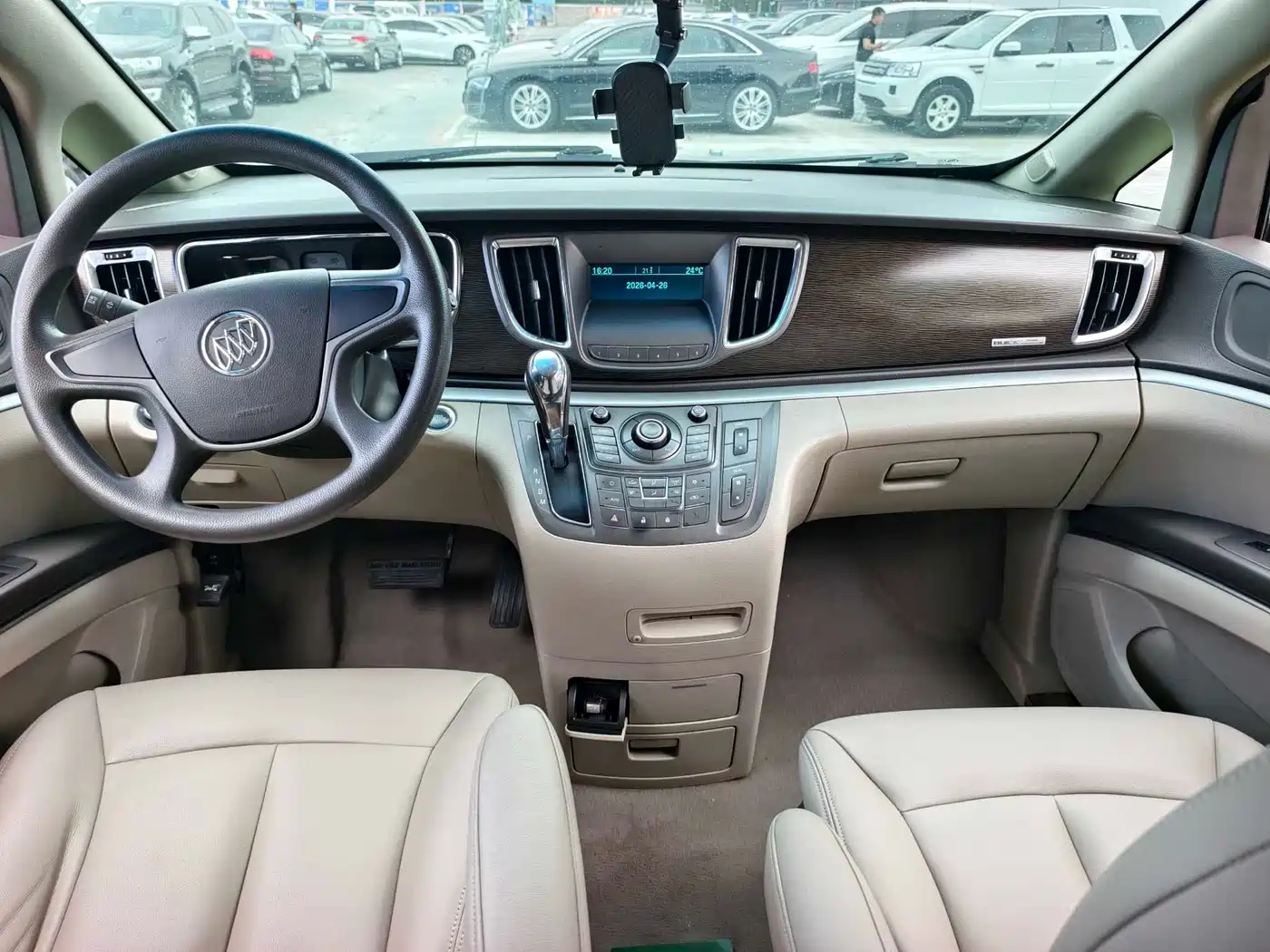 Buick GL8 2011 2.4L CT Luxury Business Comfort Edition фото 7