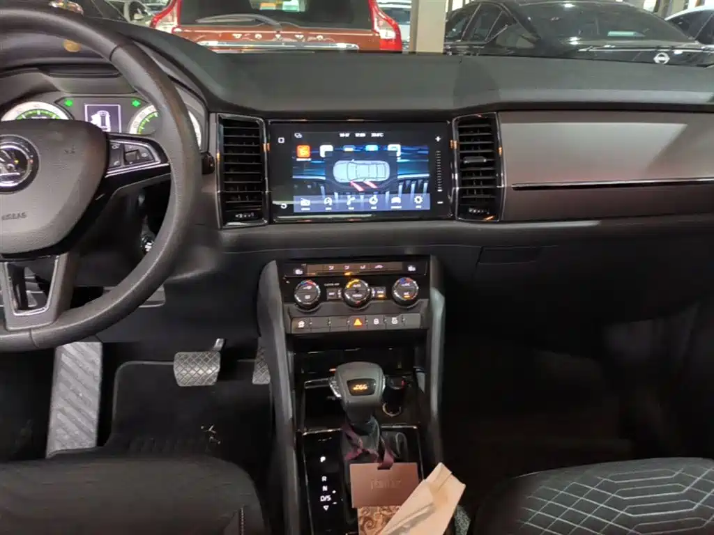 Škoda Kodiaq 2018 Facelift TSI330 5-seat 2WD Comfort Edition фото 13