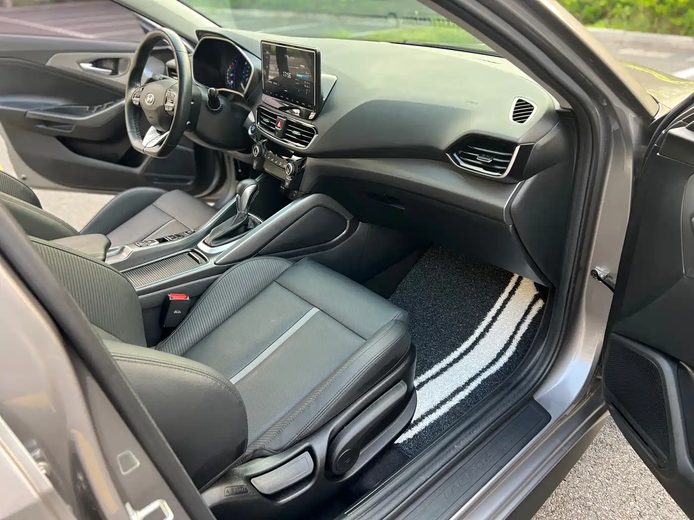 Hyundai Fista 2019 280TGDi Sport Edition China VI фото 10