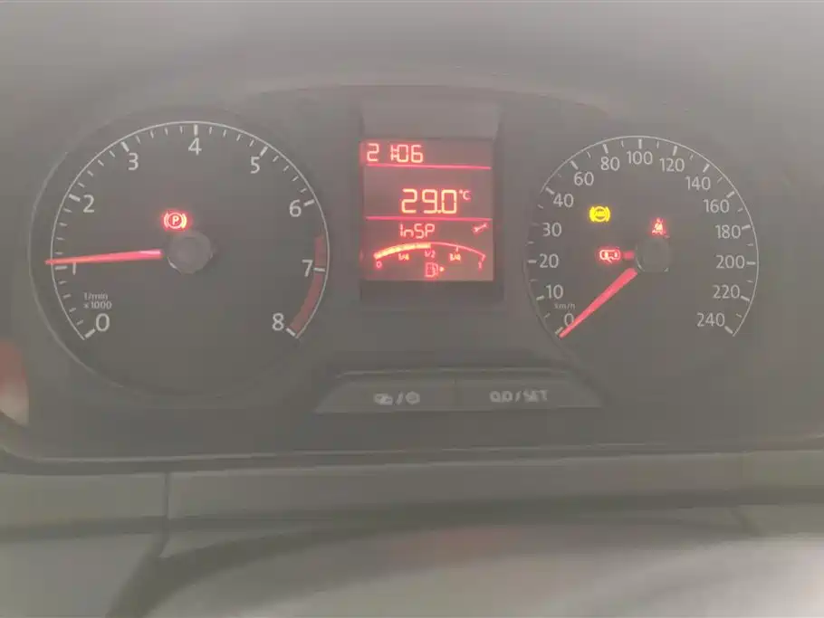 Volkswagen Jetta 2015 Value Edition 1.6L Manual Fashion фото 14