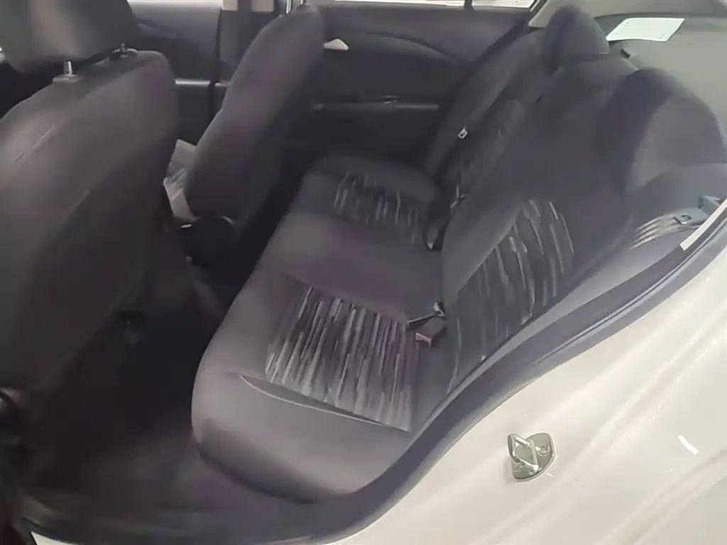 Chevrolet Cavalier 2019 320 Auto Sunroof Enjoyment Edition фото 17