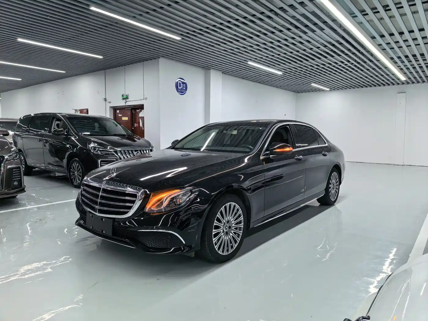 Mercedes-Benz E-Class 2020 E 300 L Sport Fashion Model