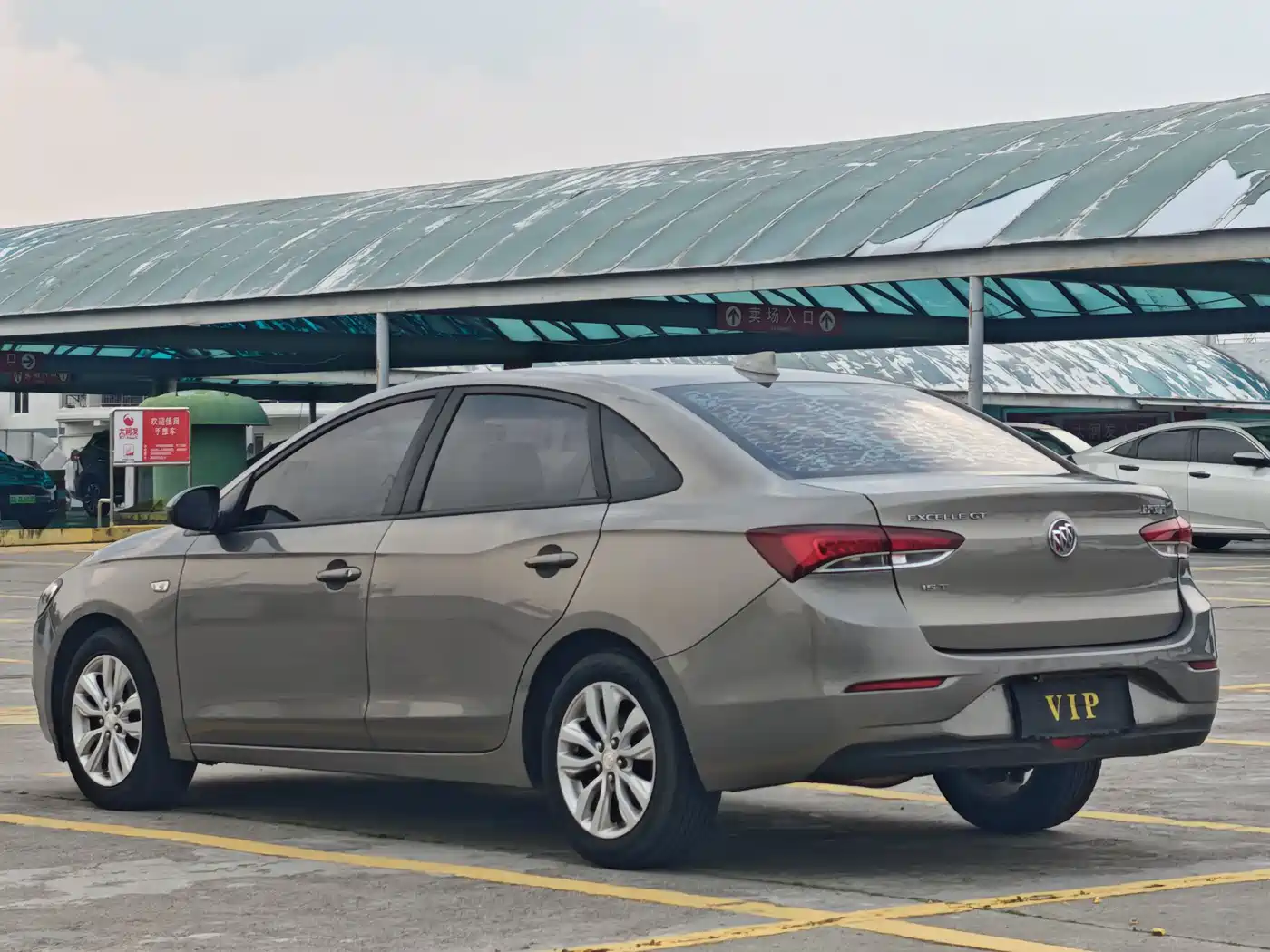 Buick Excelle 2018 15T Dual Clutch Elite (China V) фото 6