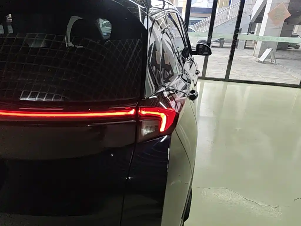 Buick Velite 7 2021 2020 652E Connected Smart Edition