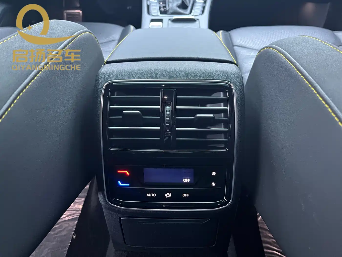 Volkswagen FAW-Volkswagen CC 2023 380TSI Eye-catching Edition фото 17
