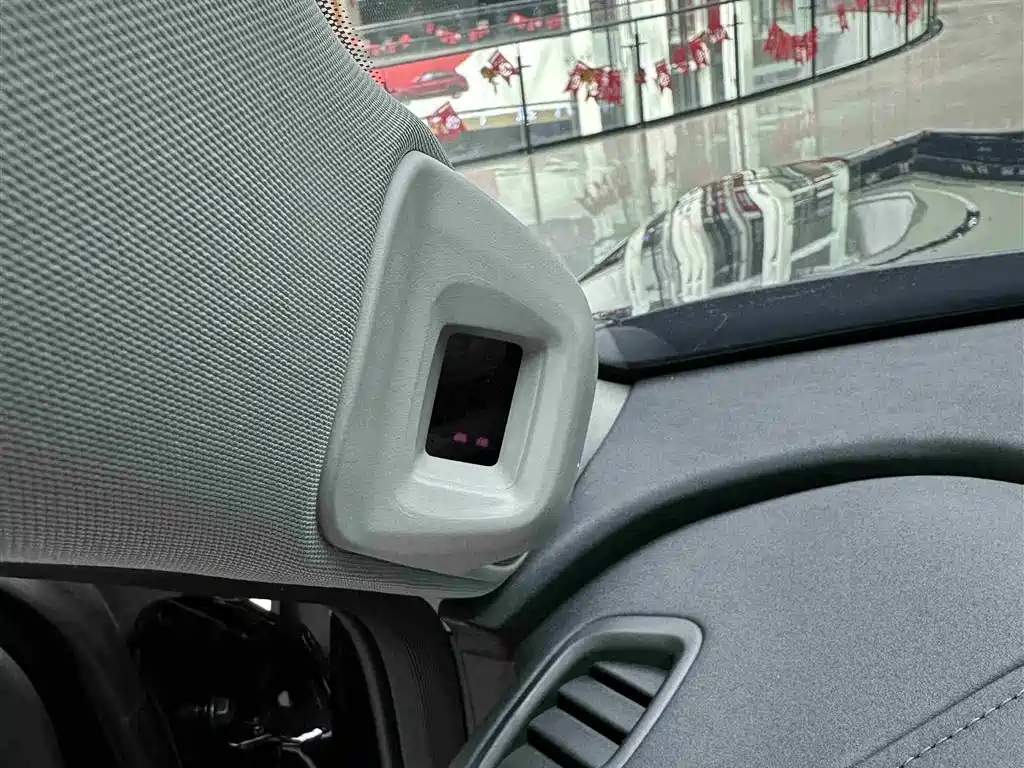 GAC Trumpchi Trumpchi Vision S9 2025 Qian Kun Max 5-seater фото 18