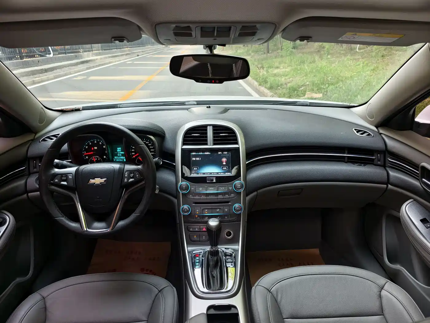 Chevrolet Malibu 2014 2.0L Automatic Luxury фото 5